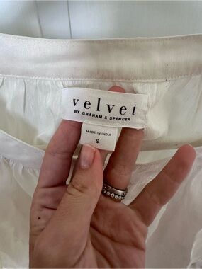 Velvet by Graham & Spencer Ivory Peasant Blouse